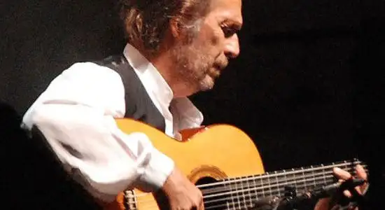 O gênio da guitarra flamenca ganha as telas