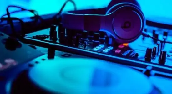 Coletivo de DJs do Nordeste lança documentário sobre cena eletrônica regional