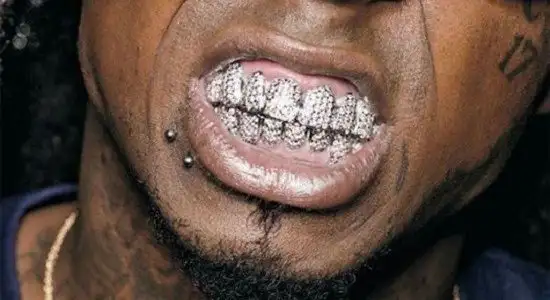 Lil Wayne lança o aguardado The Free Weezy Album