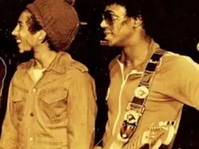 Moozyca entrevistou Junior Marvin, o lendário guitarrista do Bob Marley e The Wailers