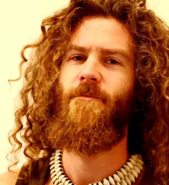 “Quero a música do oprimido”, afirma DJ Mukambo de Bruxelas