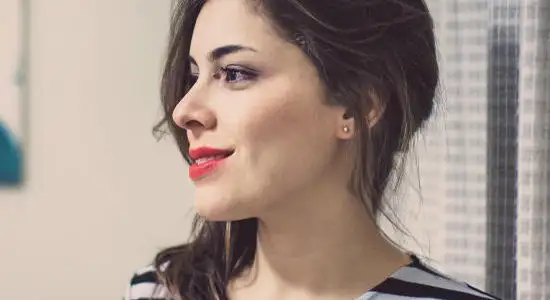 Gabi Milino une folk, MPB e pop repleto de canções gostosinhas