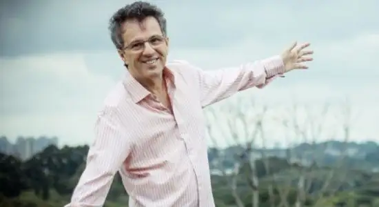 Péricles Cavalcanti estreia show no Sesc Pompeia em 19 de fevereiro