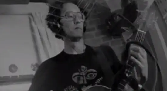 Violeiro Rafael Inácio lança Nāda